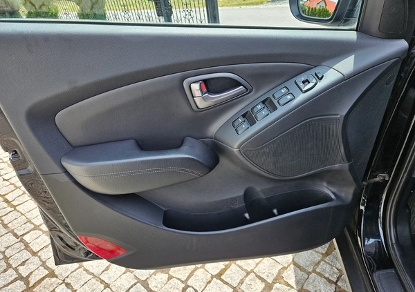 Hyundai ix35 cena 44900 przebieg: 125000, rok produkcji 2014 z Bierutów małe 379